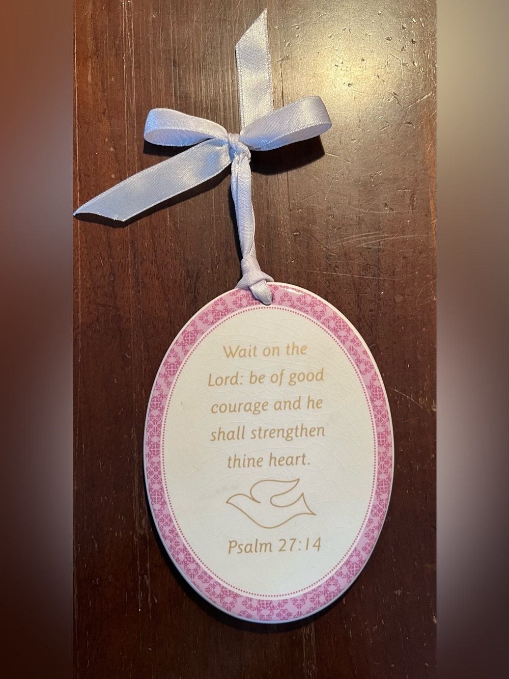 Russ Berrie Lilac/Pink/Gold Oval Psalm 27:14 Hanging Plaque